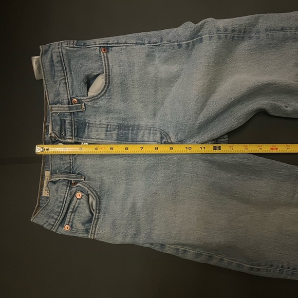 Levi’s Light Blue Women's Jeans - Picture 13 of 14